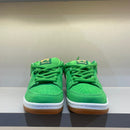 Nike Dunk Low SB "St Patrick's Day" (Pronta Entrega)