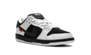 Nike SB Dunk Low TIGHTBOOTH