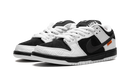 Nike SB Dunk Low TIGHTBOOTH