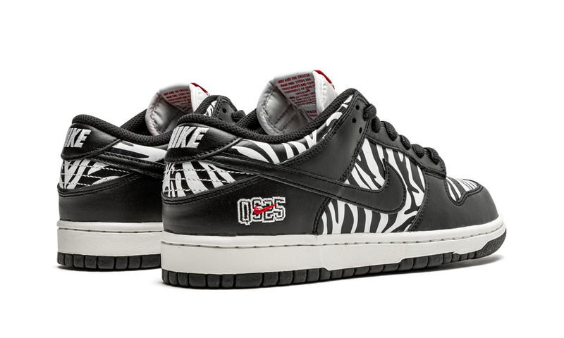Nike SB Dunk Low Quartersnacks Zebra