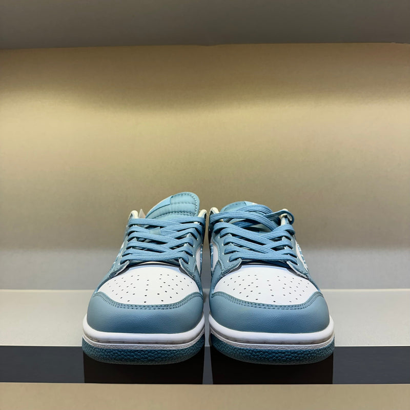 Nike Dunk Low Essential Paisley Pack Worn (Pronta Entrega)