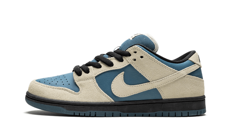 Nike Dunk SB Low Light Cream Thunderstorm