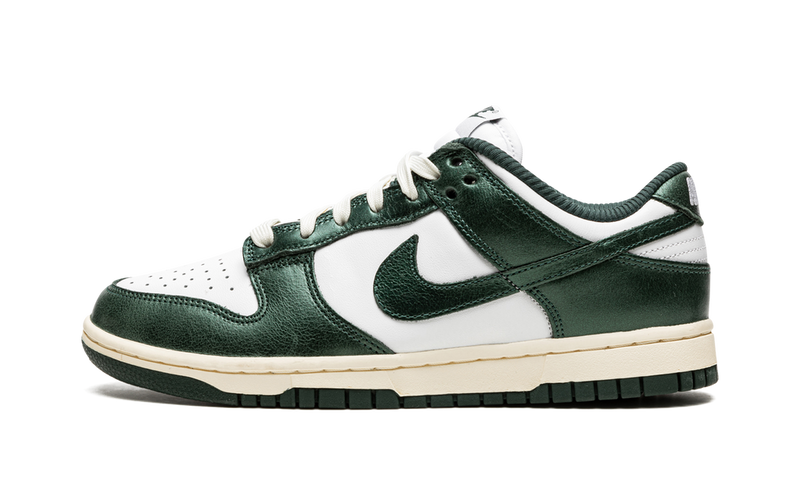 Nike Dunk Low Vintage Green (W)