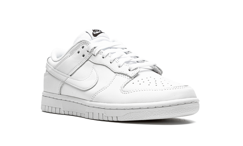 Nike Dunk Low Triple White